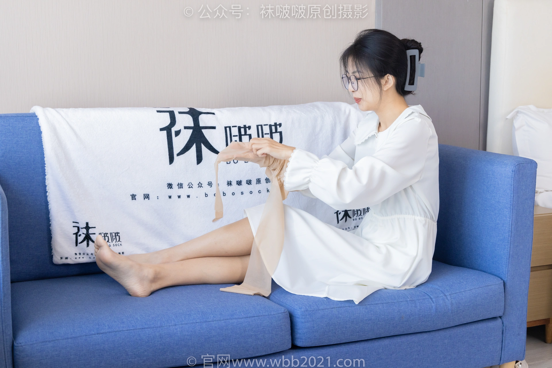 [BoBoSocks袜啵啵] NO.494 奶油-帆布鞋、薄肉丝（脚尖加固款）、薄肉丝踩小蛋糕剧情 （剧情版） 1